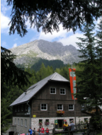 Rohrauer Haus mit dem Groen Pyhrgas im Hintergrund