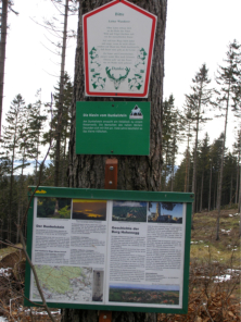 Infotafel am Dunkelstein