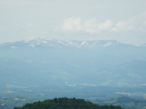 Blick von der Kreuzbergwarte auf die Koralpe