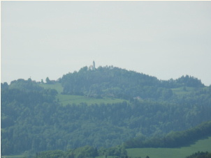 Gezoomter Blick von der Kreuzbergwarte auf Sveti Duh
