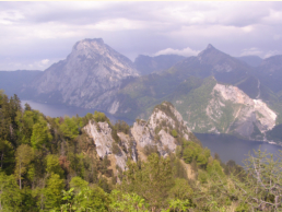 Blick vom Großen Sonnstein zum Traunstein