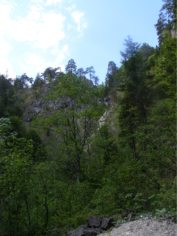 Einer von vielen Wasserfällen in der Spitzenbachklamm